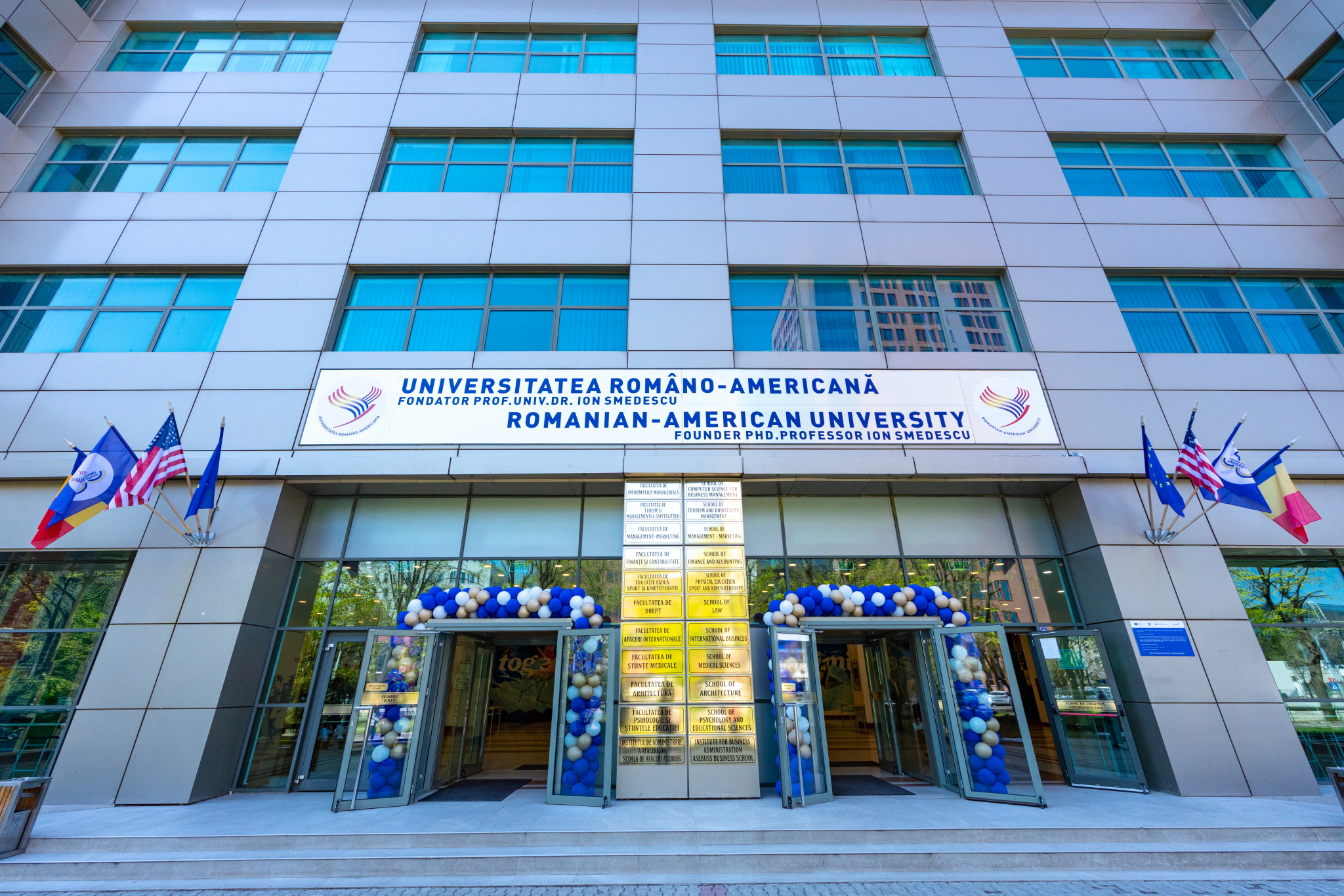 Universitatea Româno-Americană lansează Facultatea de Arhitectură cu program integrat de licență și masterat în limba engleză, cu diplomă dublă româno-americană